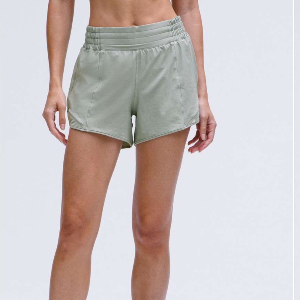 Lululemon Hotty Hot High-Rise Lined Shorts